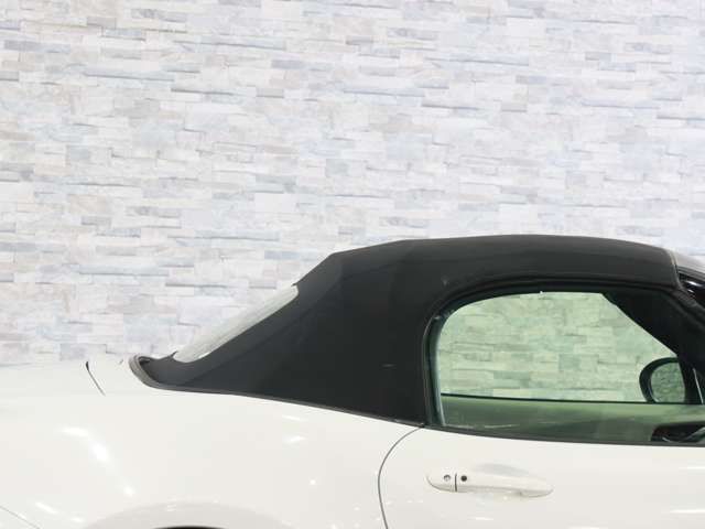 ROADSTER