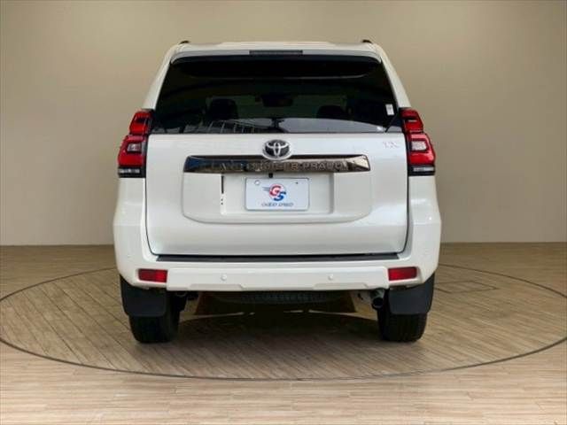 LANDCRUISER PRADO