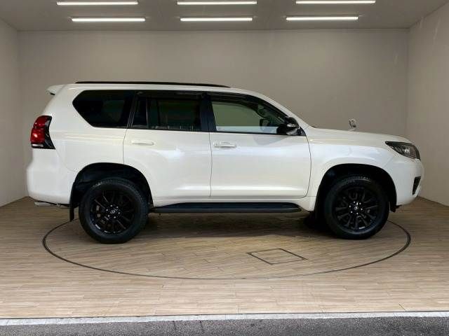 LANDCRUISER PRADO