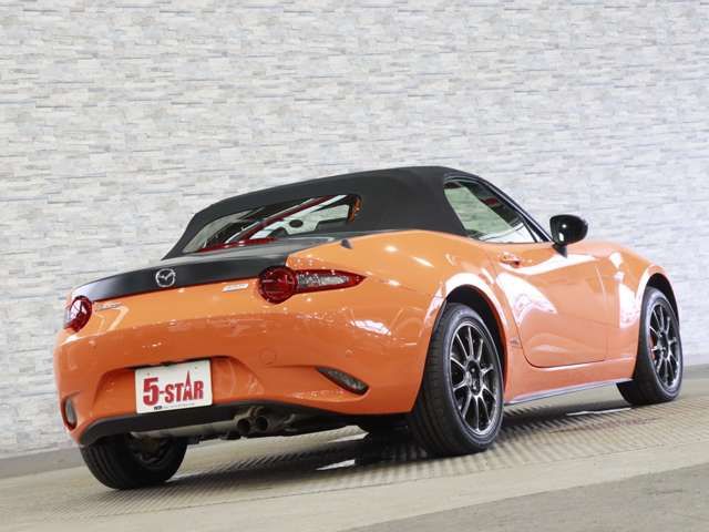 ROADSTER
