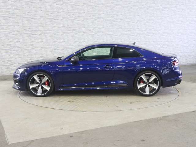 AUDI RS5