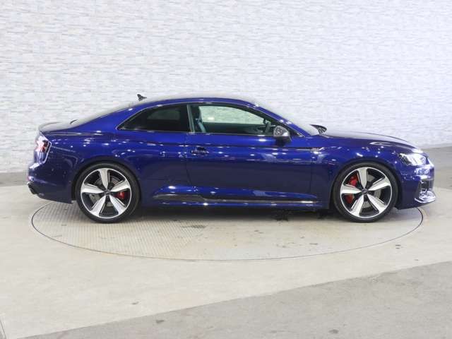 AUDI RS5