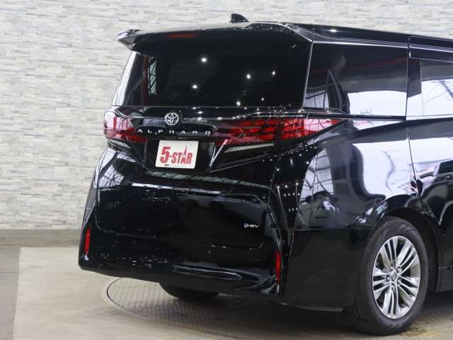 ALPHARD hybrid