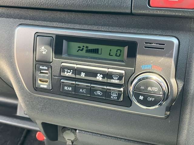 HIACE van 2WD