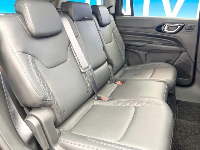 JEEP COMMANDER