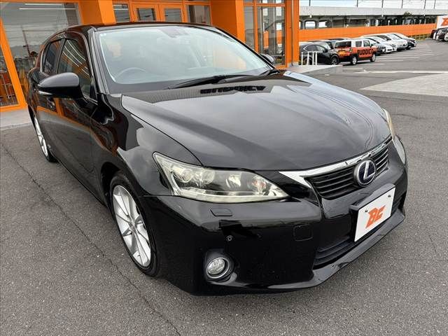 LEXUS CT200h