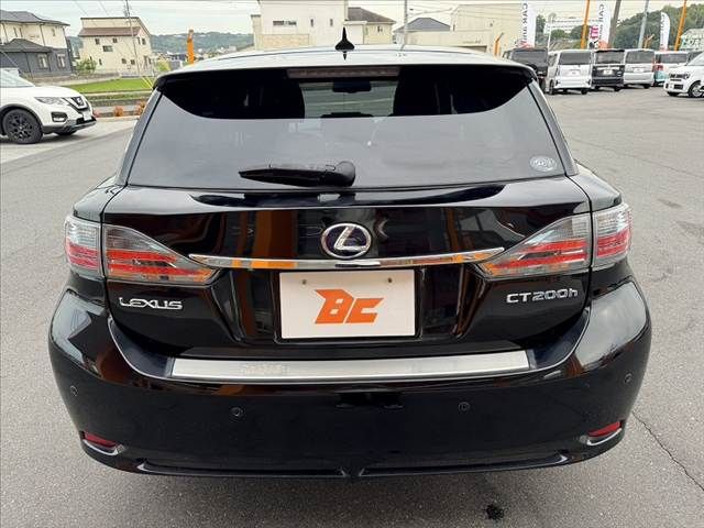 LEXUS CT200h