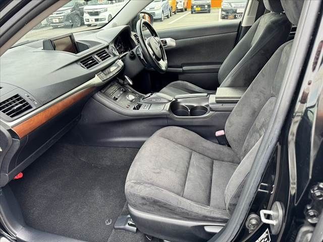 LEXUS CT200h