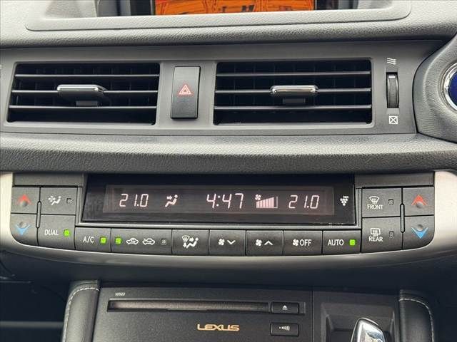 LEXUS CT200h