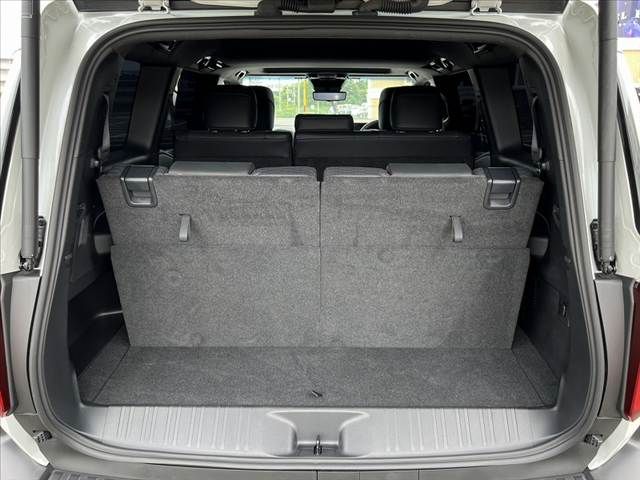 LANDCRUISER 250