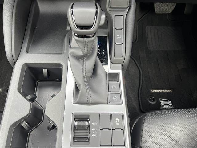 LANDCRUISER 250