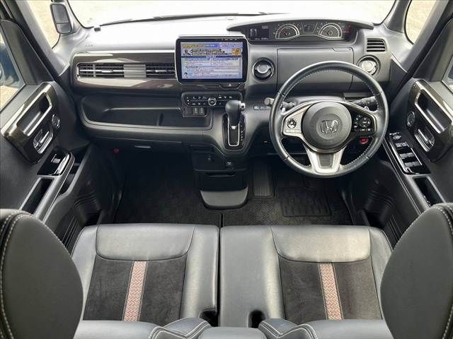 N BOX CUSTOM 4WD