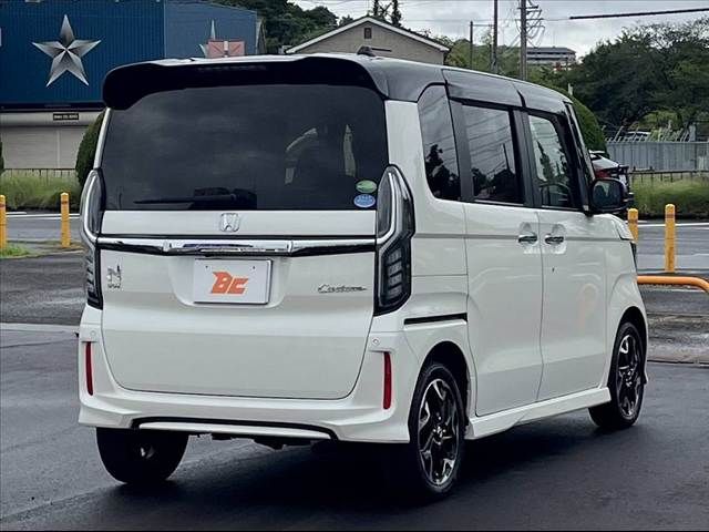 N BOX CUSTOM 4WD