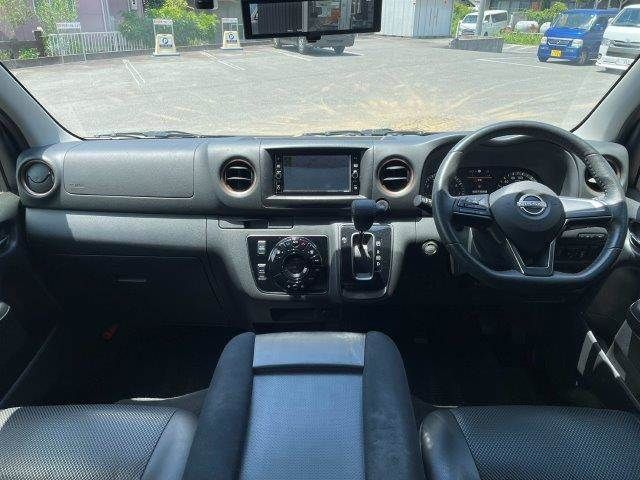 CARAVAN van 2WD