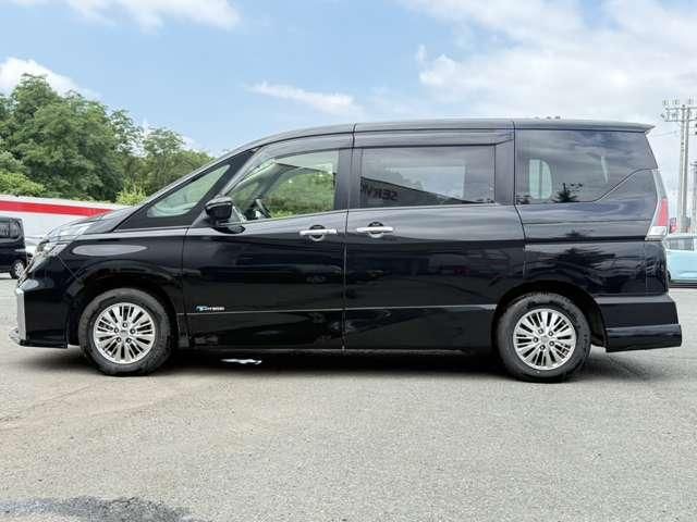 SERENA  S-HYBRID 4WD
