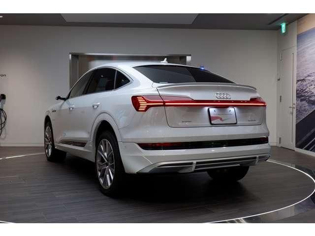 AUDI e-tron SPORTBACK