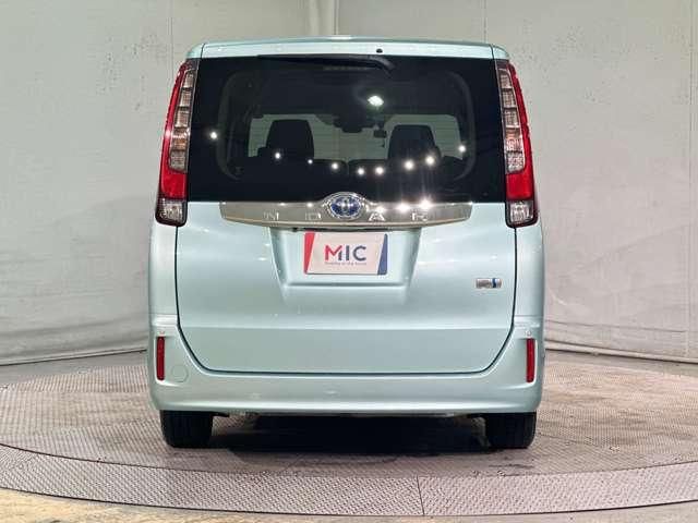 NOAH HYBRID 4WD