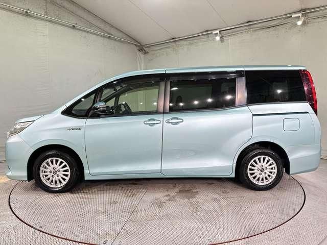 NOAH HYBRID 4WD