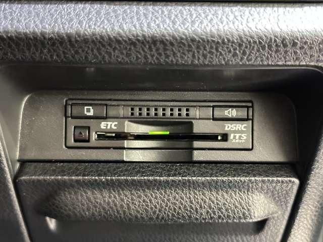 NOAH HYBRID 4WD