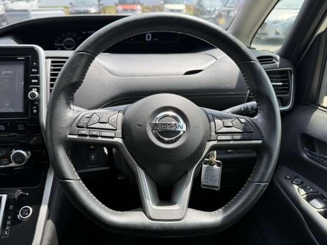 SERENA  S-HYBRID 4WD