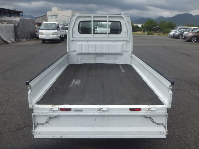NT100 CLIPPER 4WD