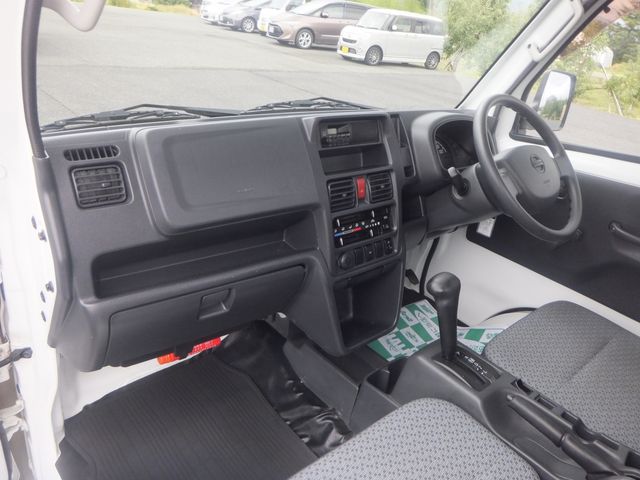 NT100 CLIPPER 4WD