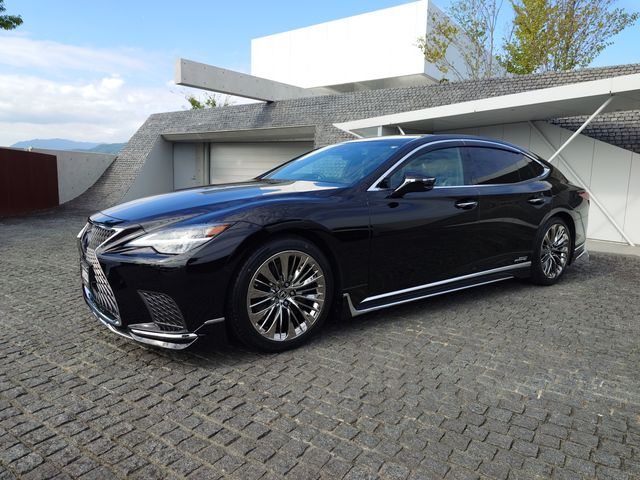 LEXUS LS500h