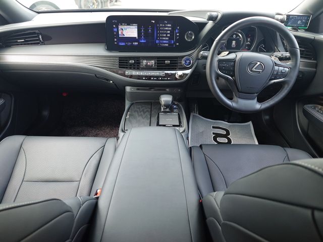 LEXUS LS500h