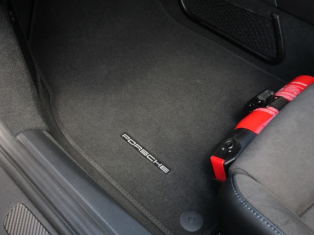 PORSCHE 718CAYMAN
