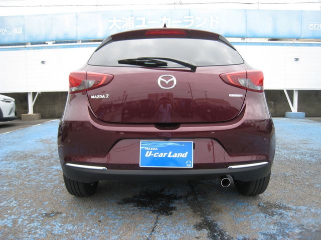 MAZDA2