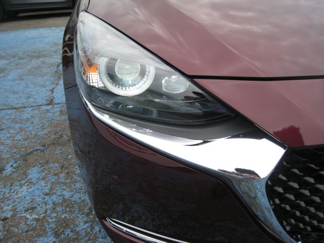 MAZDA2