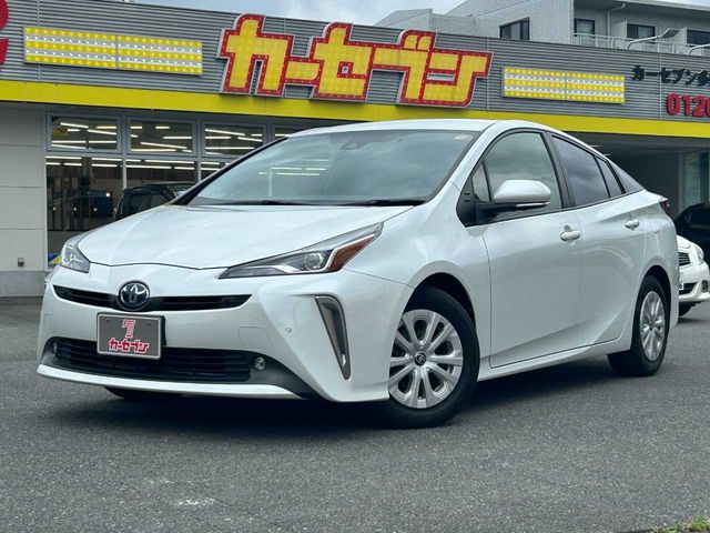 PRIUS 4WD