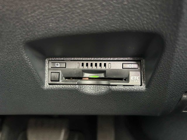 PRIUS 4WD