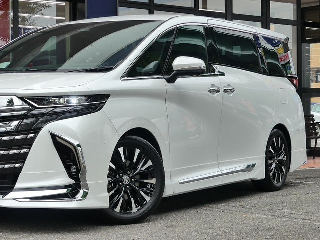 ALPHARD hybrid