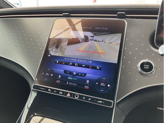 MERCEDES BENZ EQE
