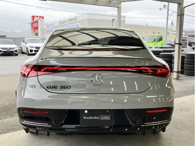 MERCEDES BENZ EQE