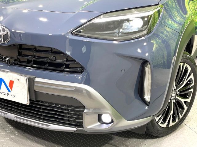 YARIS CROSS HYBRID