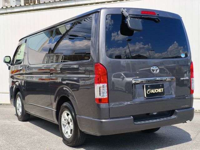 REGIUSACE van 2WD