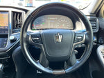 CROWN sedan hybrid