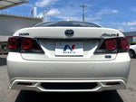 CROWN sedan hybrid
