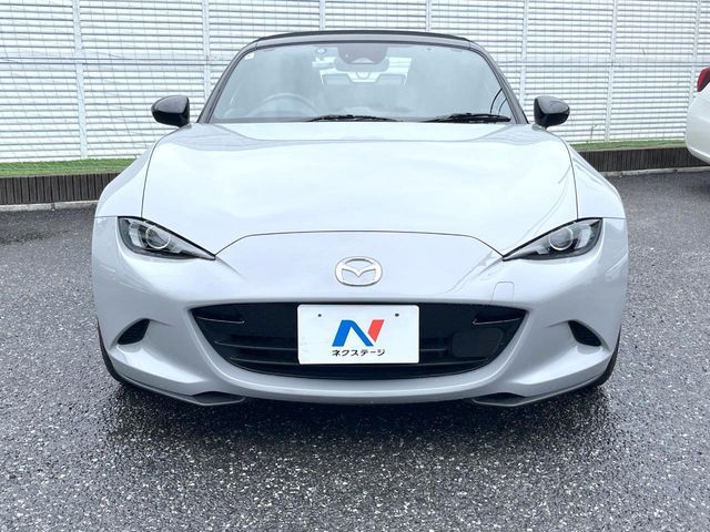 ROADSTER