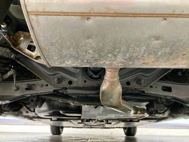 PRIUS 4WD