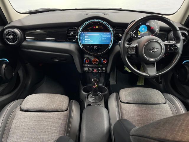 MINI COOPER D 5DOOR