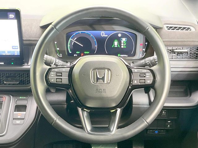 STEPWAGON e:HEV SPADA