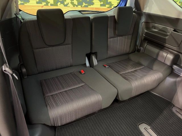 FREED HYBRID 4WD