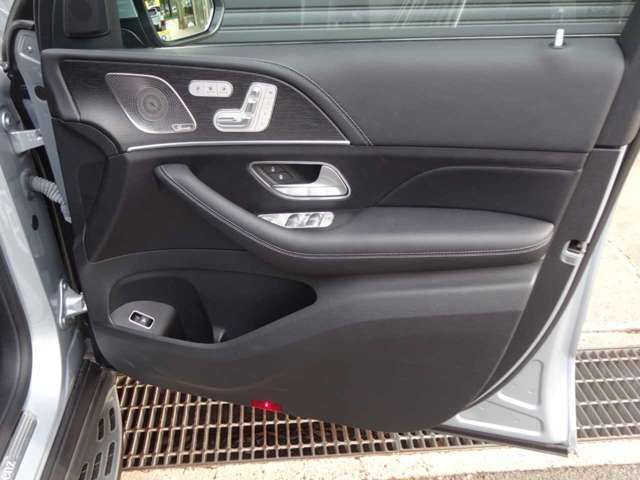 MERCEDES BENZ GLS class