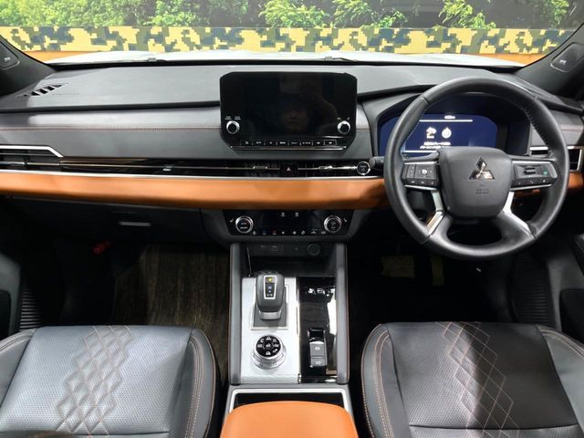 OUTLANDER PHEV