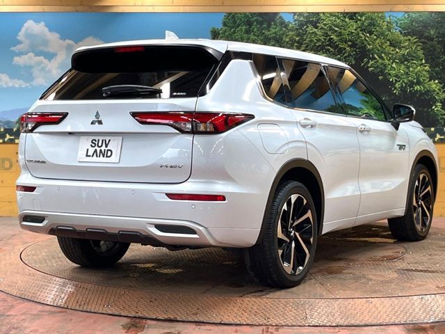 OUTLANDER PHEV