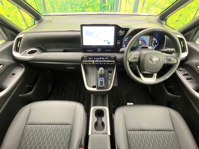 NOAH HYBRID 4WD