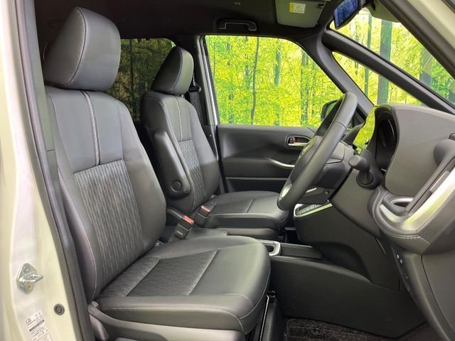 NOAH HYBRID 4WD